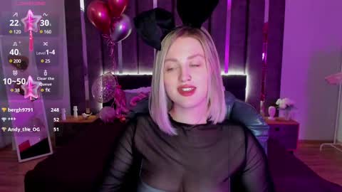 Sarah online show from 03/12/25, 04:08