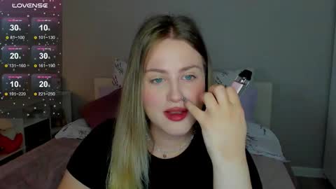 Sarah online show from 10/01/25, 01:00