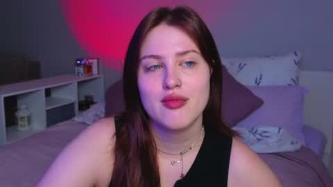 Snapshot of sarah_soul chatting on 07/06/26, 10:34 Sarah online show from 07/06/26, 10:34