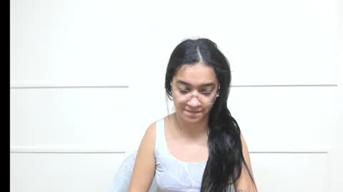 Sarah online show from 12/05/25, 02:42