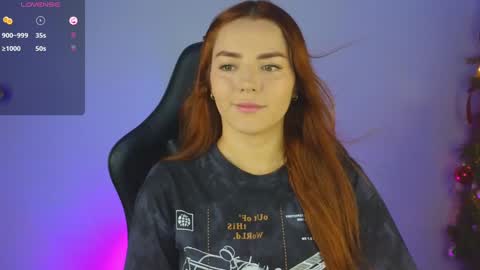 Snapshot of sarah_swtt chatting on 01/08/25, 03:08 - next broadcast 28 nov 7 pm Col online show from 01/08/25, 03:08