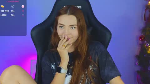 Snapshot of sarah_swtt chatting on 01/08/25, 06:09 - next broadcast 28 nov 7 pm Col online show from 01/08/25, 06:09