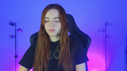 Snapshot of sarah_swtt chatting on 01/20/25, 02:53 - next broadcast 28 nov 7 pm Col online show from 01/20/25, 02:53