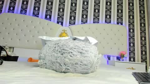 Sarah online show from 02/18/25, 11:30