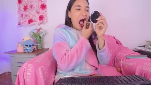 sarahajhoness online show from 03/11/26, 02:01