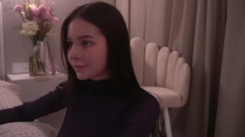 Sarah online show from 03/25/26, 06:36