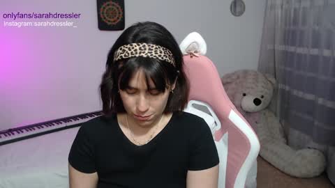 sarahdressler online show from 01/26/25, 01:41