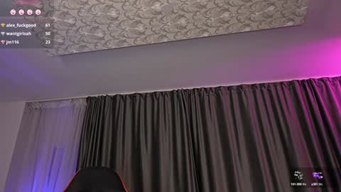 Snapshot of sarahjadore chatting on 01/13/25, 10:56 Sarahjadore online show from 01/13/25, 10:56