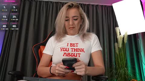 Snapshot of sarahjadore chatting on 02/22/25, 07:47 Sarahjadore online show from 02/22/25, 07:47