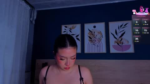 Snapshot of sarahmiler_ chatting on 09/24/25, 11:46 Sarah online show from 09/24/25, 11:46