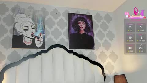 Snapshot of sarahmiler_ chatting on 10/30/25, 07:47 Sarah online show from 10/30/25, 07:47