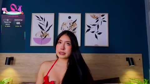 Snapshot of sarahmiler_ chatting on 12/03/25, 07:45 Sarah online show from 12/03/25, 07:45