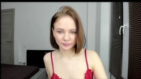 Snapshot of sarahphyllis chatting on 12/27/24, 09:00 sarahphyllis online show from 12/27/24, 09:00