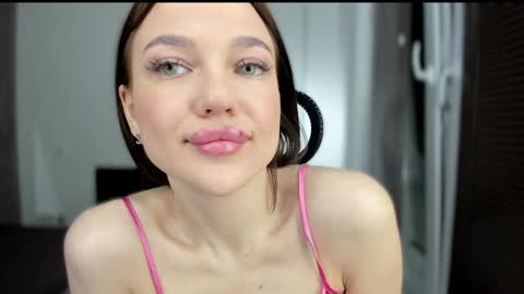 Snapshot of sarahphyllis chatting on 01/16/25, 01:58 sarahphyllis online show from 01/16/25, 01:58