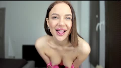 Snapshot of sarahphyllis chatting on 01/23/25, 09:18 sarahphyllis online show from 01/23/25, 09:18