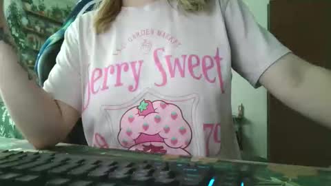 Sarah online show from 05/16/26, 09:46