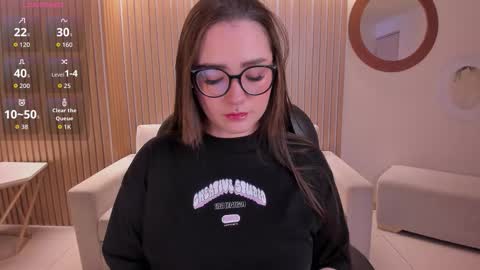 Snapshot of sarahrhodes_ chatting on 10/25/25, 12:13 Sarah Rhodes online show from 10/25/25, 12:13