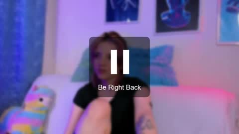 Snapshot of sarahshelby chatting on 05/16/26, 09:35 Sarah online show from 05/16/26, 09:35