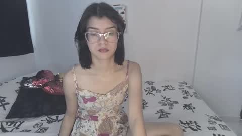Sarah  online show from 09/23/25, 07:39