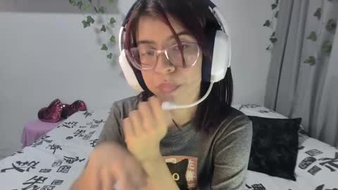 Sarah  online show from 06/03/26, 08:03