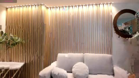 Sarah  independent model online show from 04/05/26, 03:58