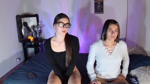 Sarajonnes4 online show from 04/08/26, 02:11