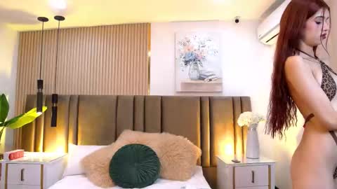 Snapshot of saralugo chatting on 02/14/26, 11:51 Sara Lugo online show from 02/14/26, 11:51