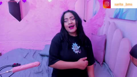 Snapshot of saramagiic chatting on 01/10/25, 07:21 online show from 01/10/25, 07:21