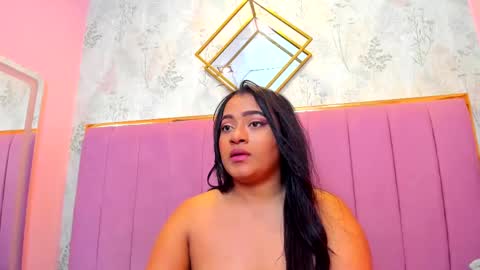 Snapshot of saramagiic chatting on 03/02/25, 02:54 online show from 03/02/25, 02:54