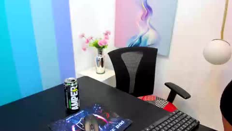 Snapshot of saramagiic chatting on 09/20/25, 03:46 online show from 09/20/25, 03:46