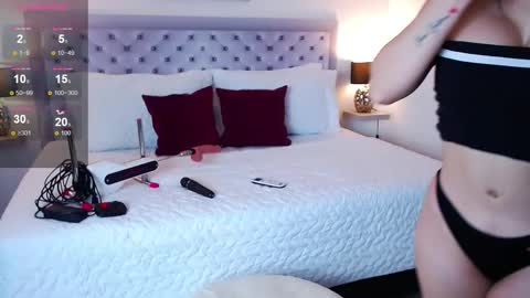   Sara  online show from 11/26/25, 01:45