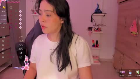 Snapshot of saraowens1 chatting on 07/07/26, 11:58 saraowens online show from 07/07/26, 11:58