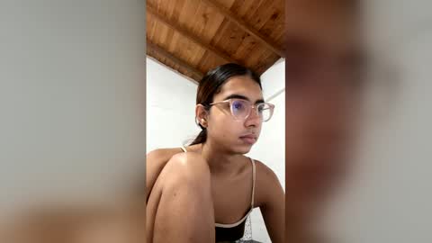 sarasaenz999 online show from 03/26/26, 02:11