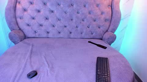 Snapshot of sarasaenz__ chatting on 01/22/25, 05:28 online show from 01/22/25, 05:28
