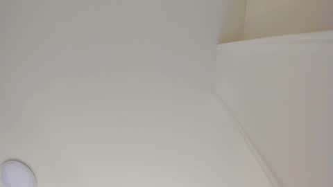 Snapshot of sarasaenz__ chatting on 01/28/25, 11:28 online show from 01/28/25, 11:28