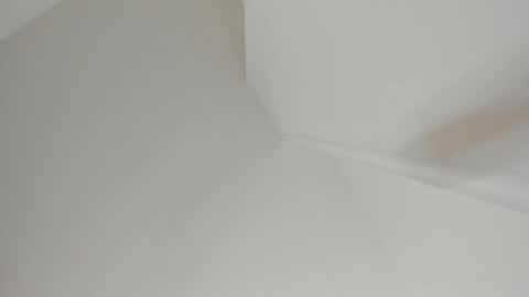 Snapshot of sarasaenz__ chatting on 02/04/25, 11:27 online show from 02/04/25, 11:27