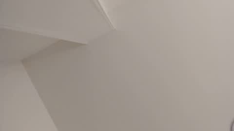 Snapshot of sarasaenz__ chatting on 02/11/25, 11:10 online show from 02/11/25, 11:10