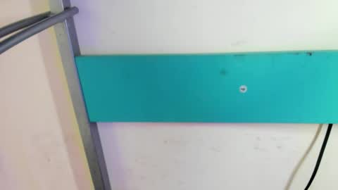 Snapshot of sarasaenz__ chatting on 10/18/25, 12:17 online show from 10/18/25, 12:17