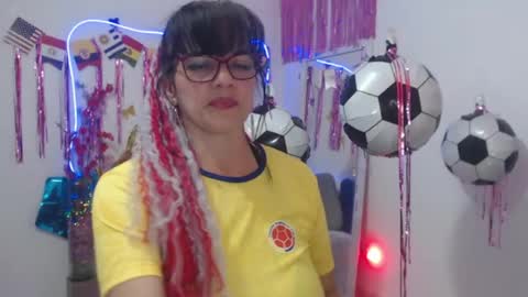 sara online show from 07/07/26, 07:18
