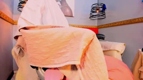 Snapshot of sarasofia44 chatting on 12/20/25, 11:34 Sara Sofia online show from 12/20/25, 11:34