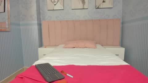 Sara  online show from 03/06/25, 05:00