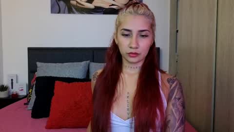 Snapshot of saratukkerr chatting on 02/11/25, 06:30 saratukkerr online show from 02/11/25, 06:30