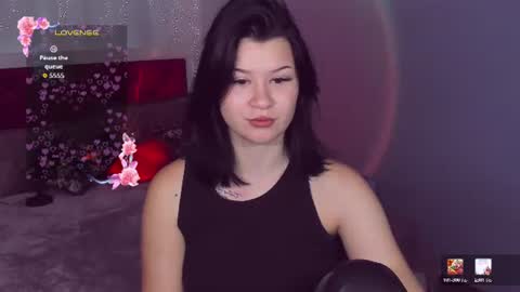 Snapshot of saravivid chatting on 07/20/26, 05:00 SaraVivid online show from 07/20/26, 05:00