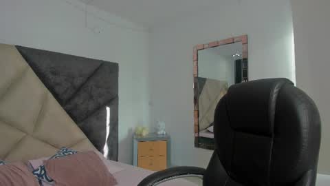      online show from 07/02/26, 12:22