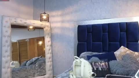 Sara W online show from 02/01/25, 10:48