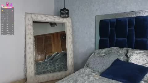 Sara W online show from 02/07/25, 01:43