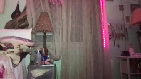 Snapshot of saraxcxo chatting on 11/13/25, 04:55 saraxcxo online show from 11/13/25, 04:55