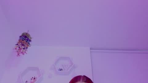 Snapshot of saray2312 chatting on 10/22/25, 11:26 Saray online show from 10/22/25, 11:26