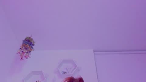 Saray  online show from 10/24/25, 11:23