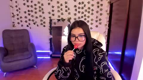saray__jones online show from 01/02/25, 02:57